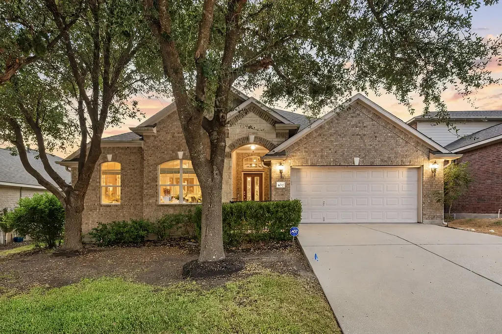 107 S Gadwall Ln, Cedar Park