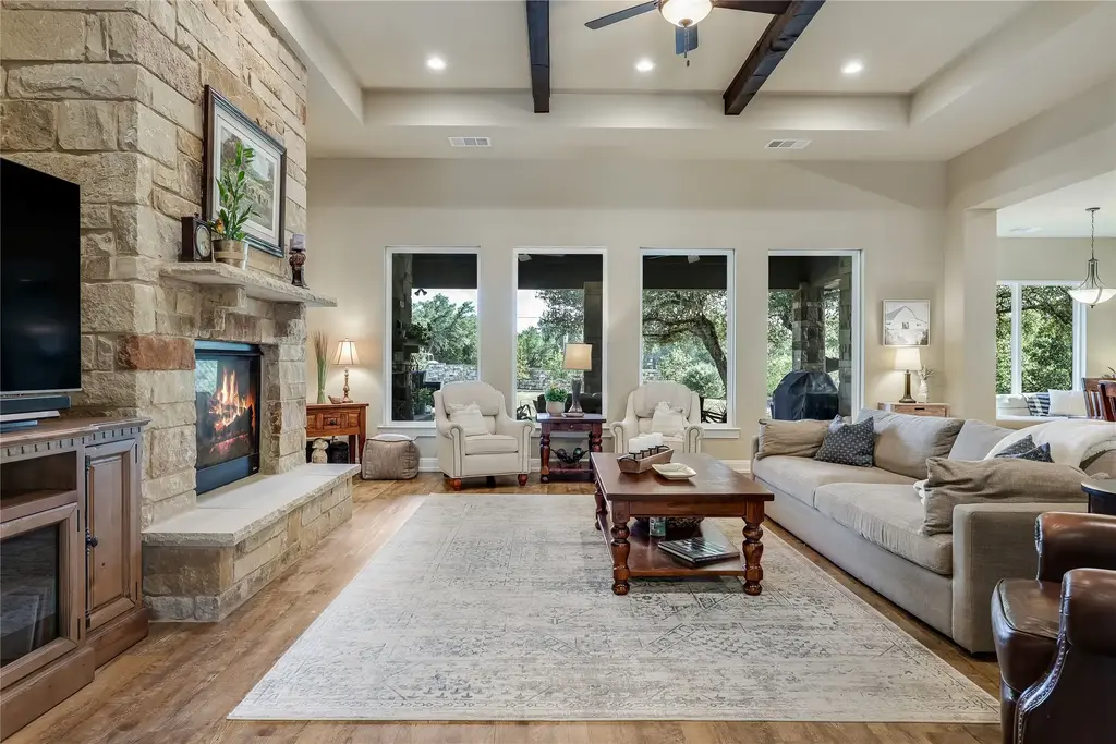 304 Aldea Cv, Georgetown