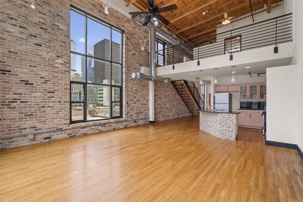 411 Brazos St 312, Austin