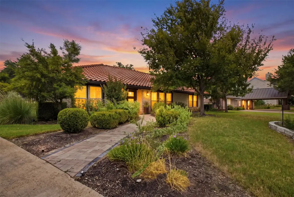 105 Tallstar Dr, Lakeway