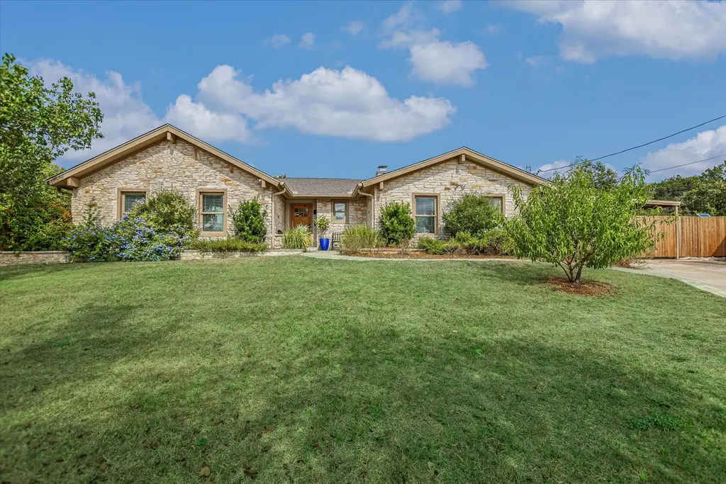 9000 Rock Way Dr, Austin