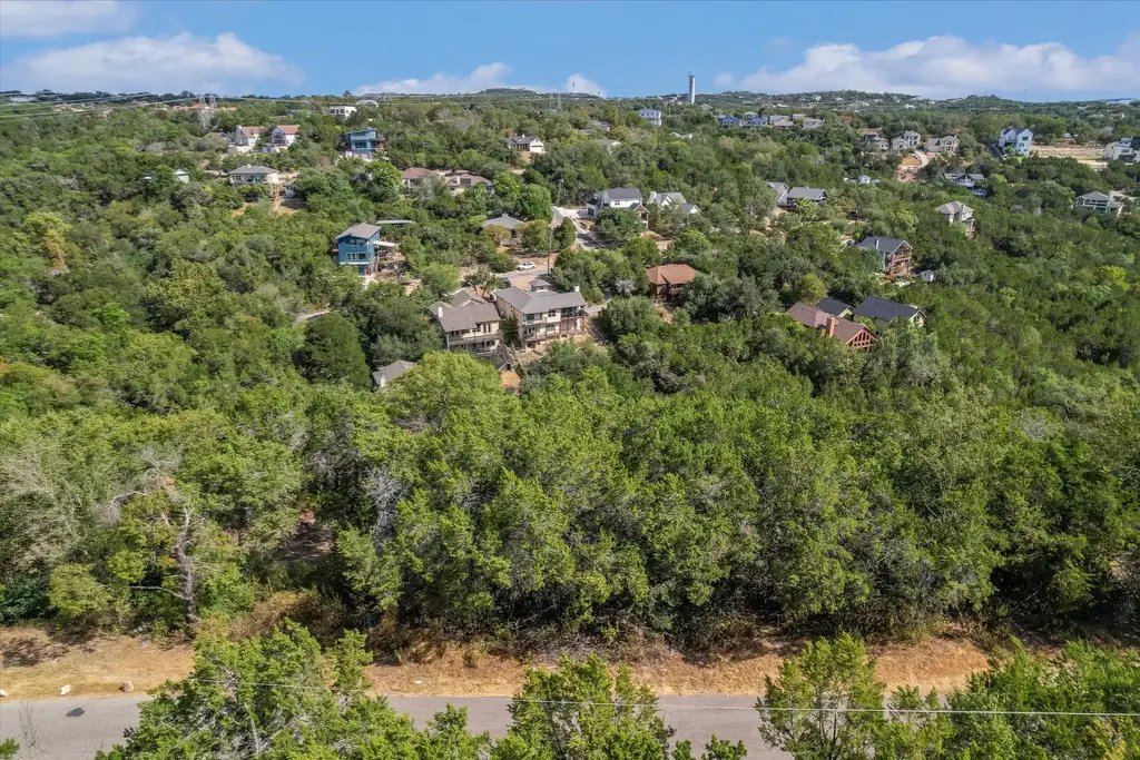 2410 Crazyhorse Pass, Austin