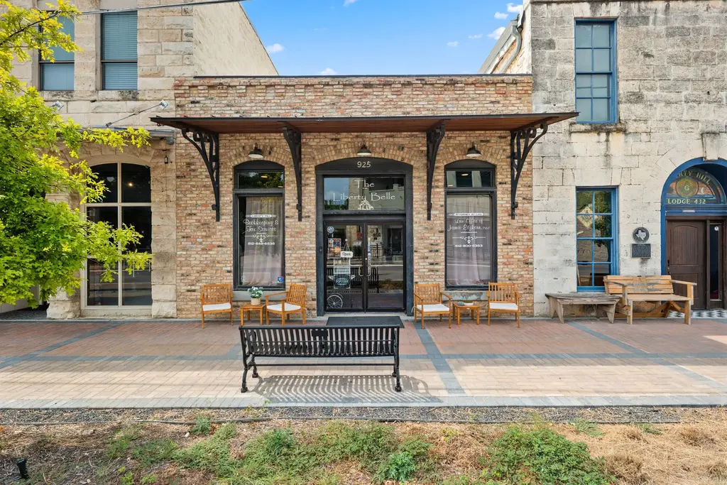 925 Main St, Liberty Hill