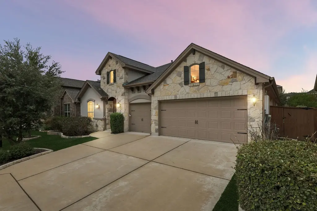 2516 Portici Pass, Round Rock