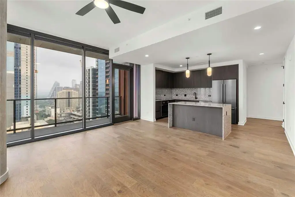84 East Ave 2709, Austin