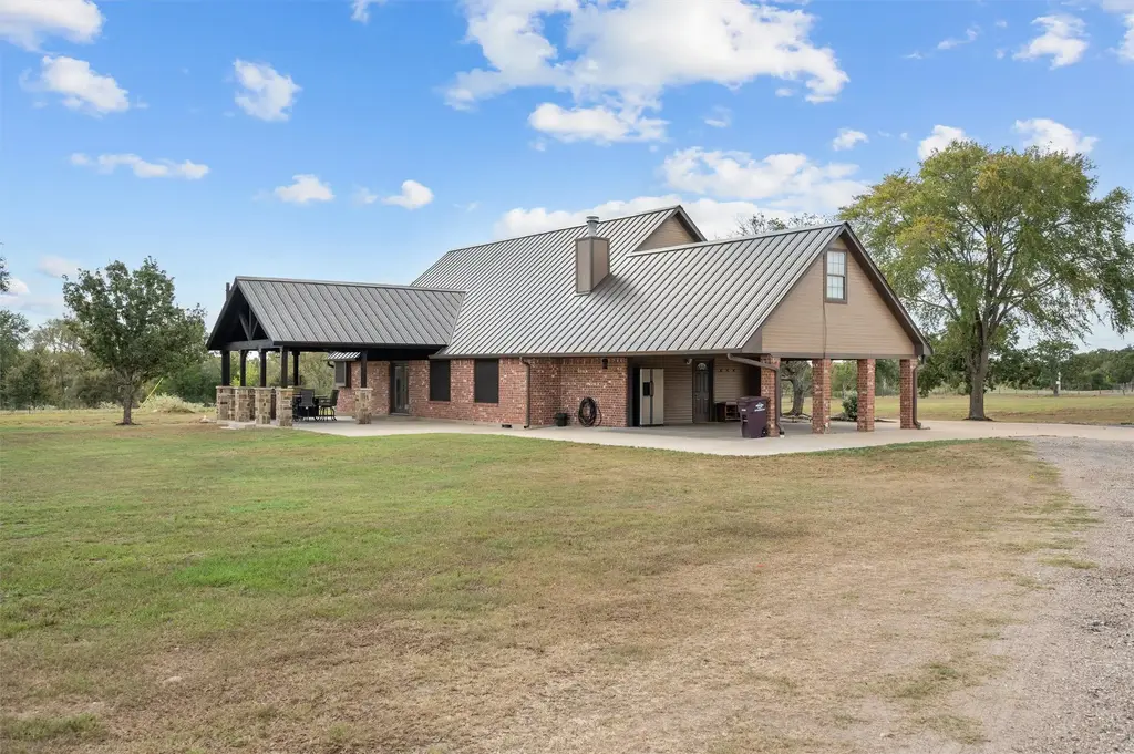 15555 Arhopulos Rd, College Station