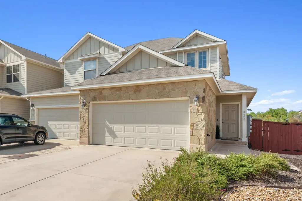 423 High Tech Dr, Georgetown