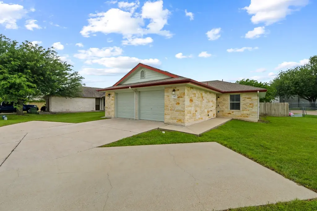 245 Marvin Cv, Hutto