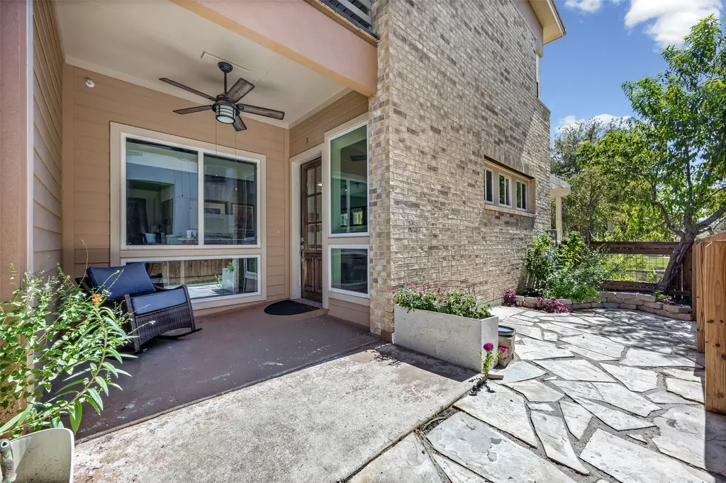 2016 Simond Ave A, Austin