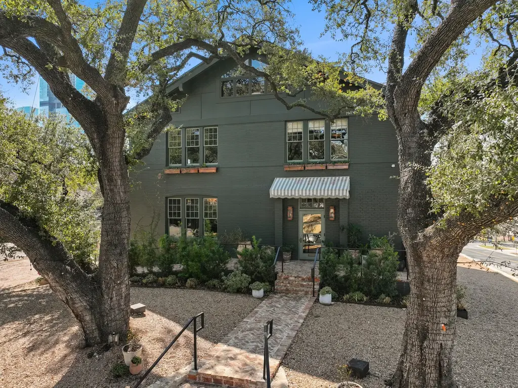 707 W 10th St, Austin
