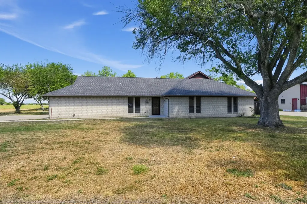 1419 W San Antonio St, Lockhart