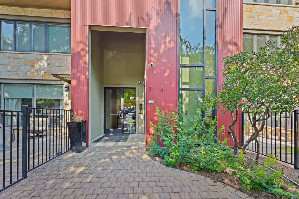 3200 Grandview St 11, Austin