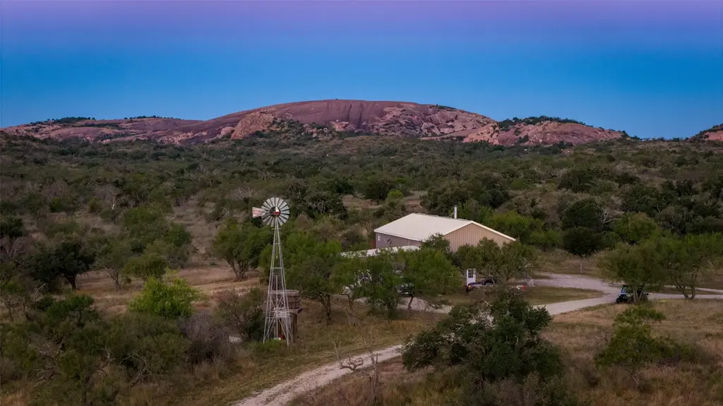 7702 Ranch Road 965, Llano