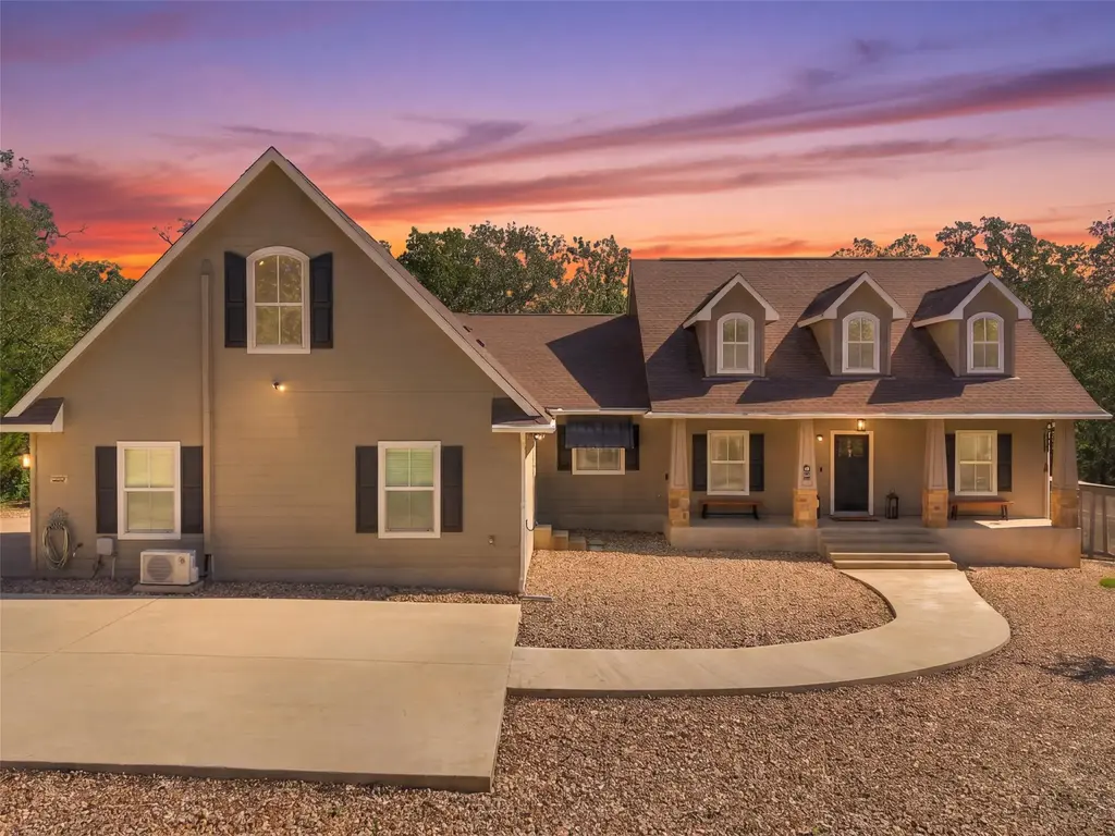 138 Wood Hollow Ct, Bastrop