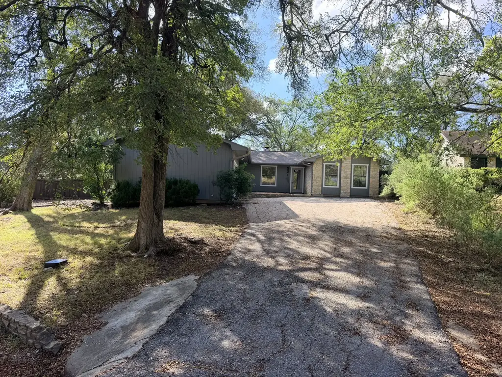 2 Acacia Dr, Wimberley