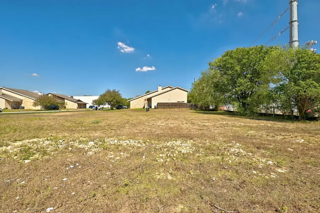 1248 Conway Dr, San Marcos