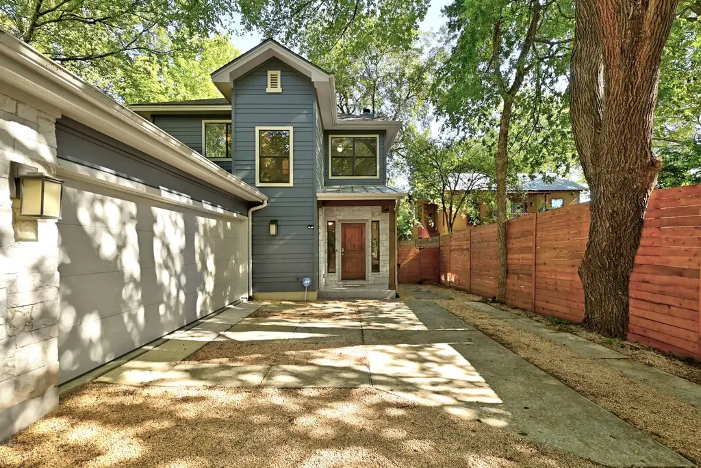 610 Fletcher St B, Austin