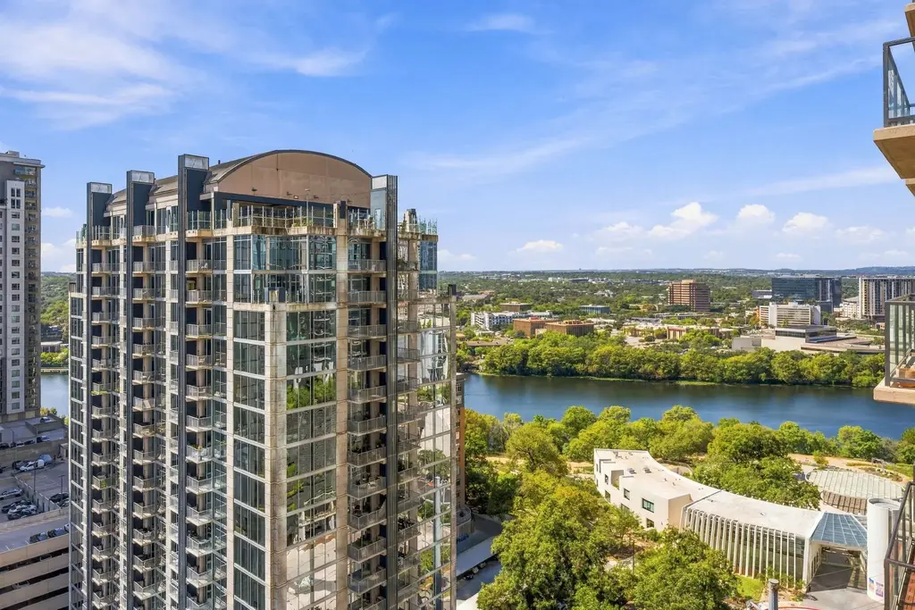 700 River St 2108, Austin
