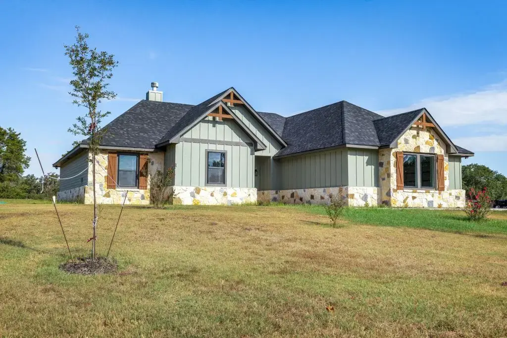 1730 County Rd 217, Giddings