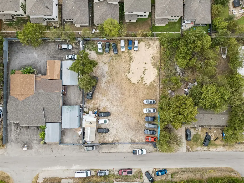 1913 Ouida Dr, Austin