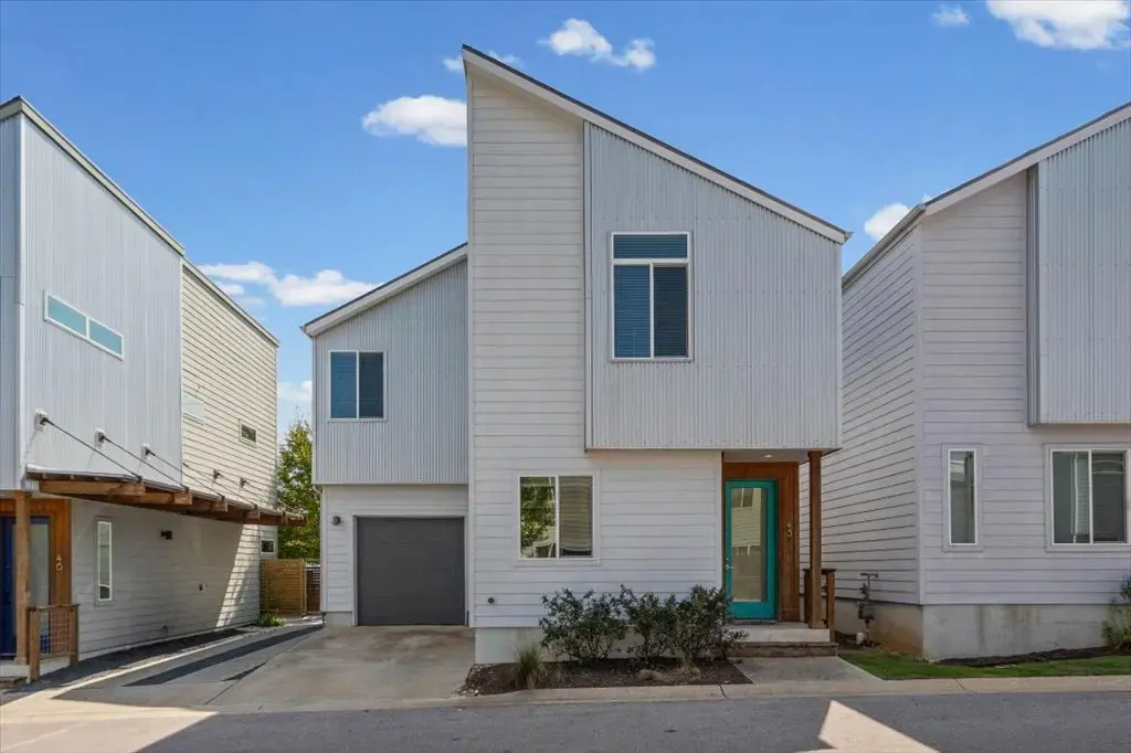 801 N Bluff Dr 45, Austin
