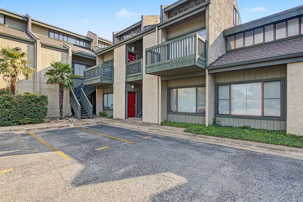 601 Nelray Blvd 17, Austin