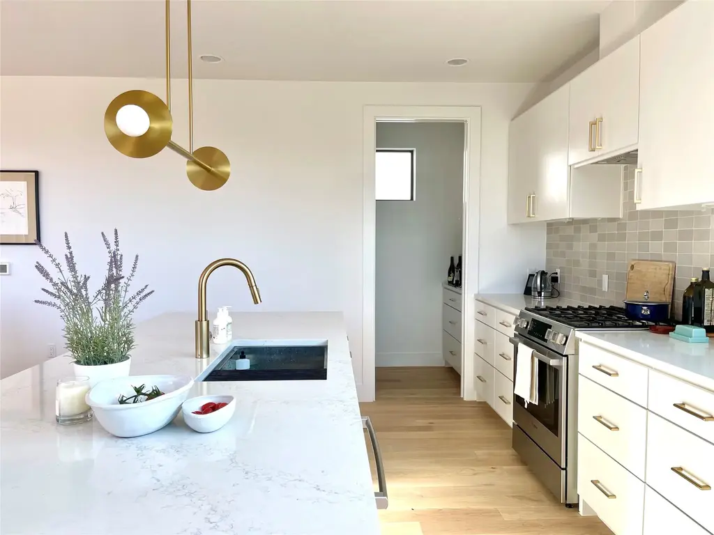 3406 E 17th St 12, Austin