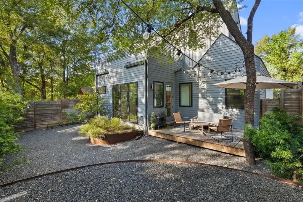 707 E Live Oak St 2, Austin