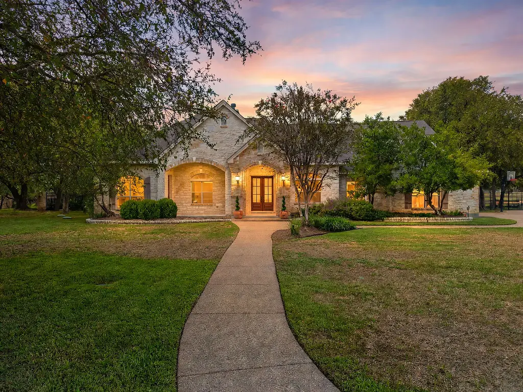 701 Highland Spring Ln, Georgetown