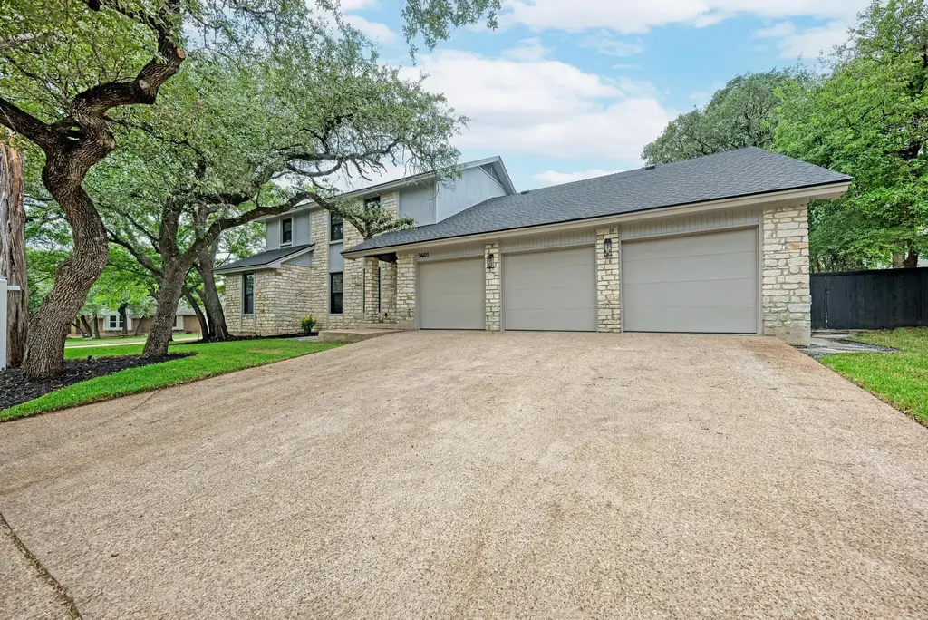 9401 Topridge Dr, Austin