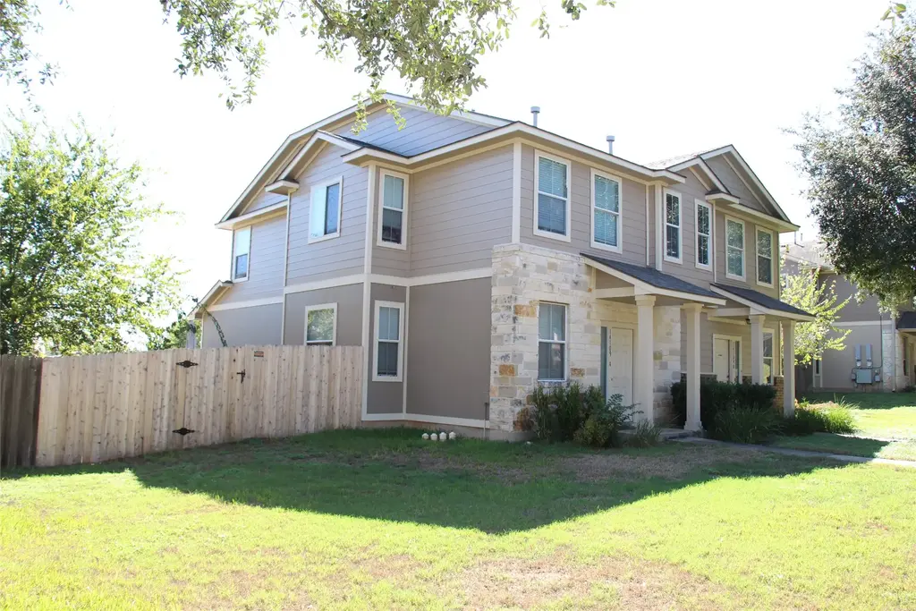 14109 Harris Ridge Blvd A & B, Pflugerville