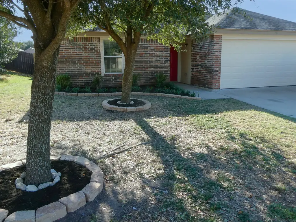 113 Soapstone Dr, Jarrell