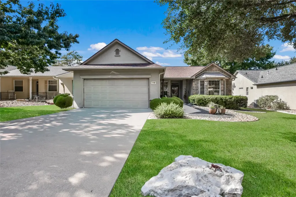 119 Rain Lily Ln, Georgetown
