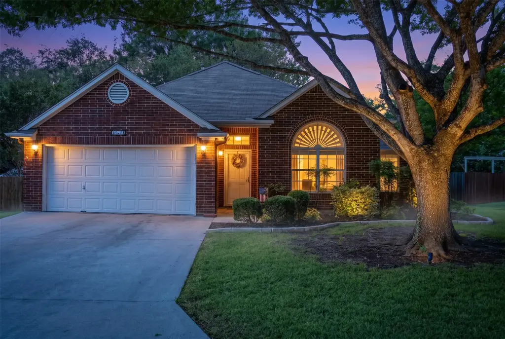 1941 Shield Dr, New Braunfels