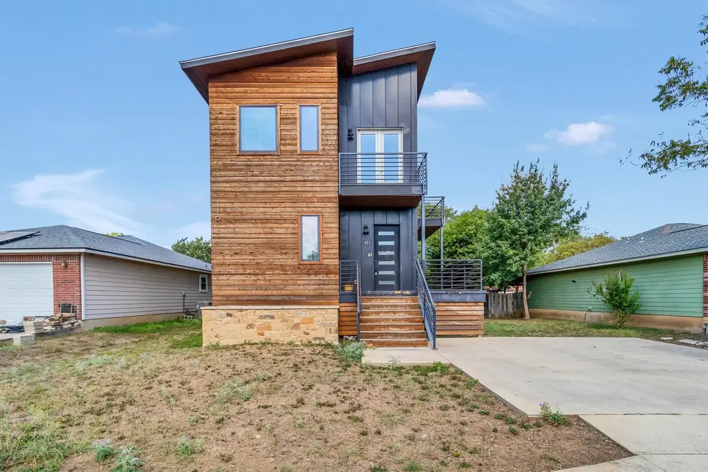 623 Sturgeon St, San Marcos