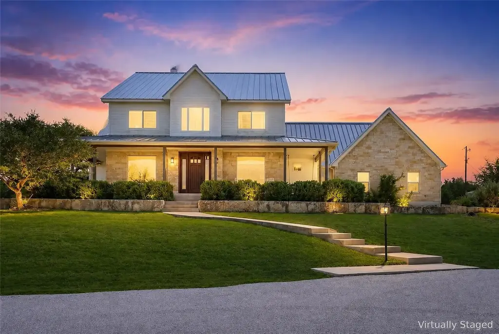 1051 Trailhead Cir, Dripping Springs