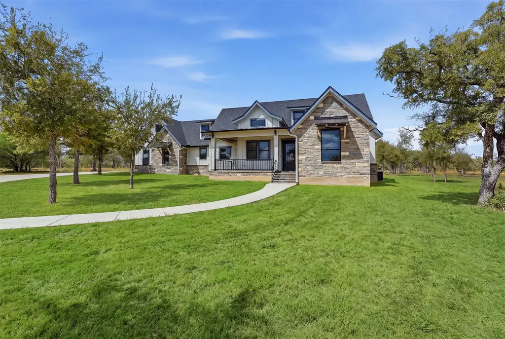 485 Post Oak Street, Gonzales