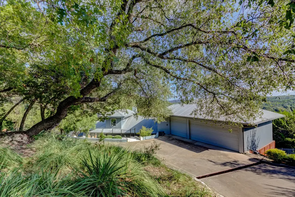 13710 Hunters Pass, Austin