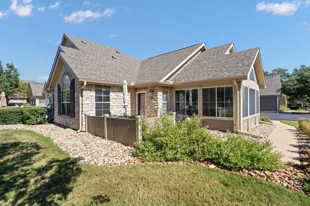 30 Wildwood Dr 32, Georgetown