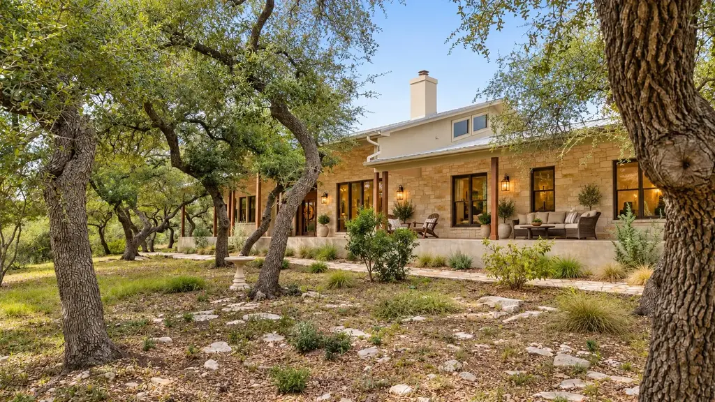 857 Cherry Bark Ln, Dripping Springs