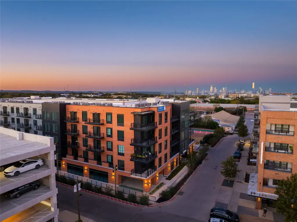 4315 S Congress Ave 221, Austin