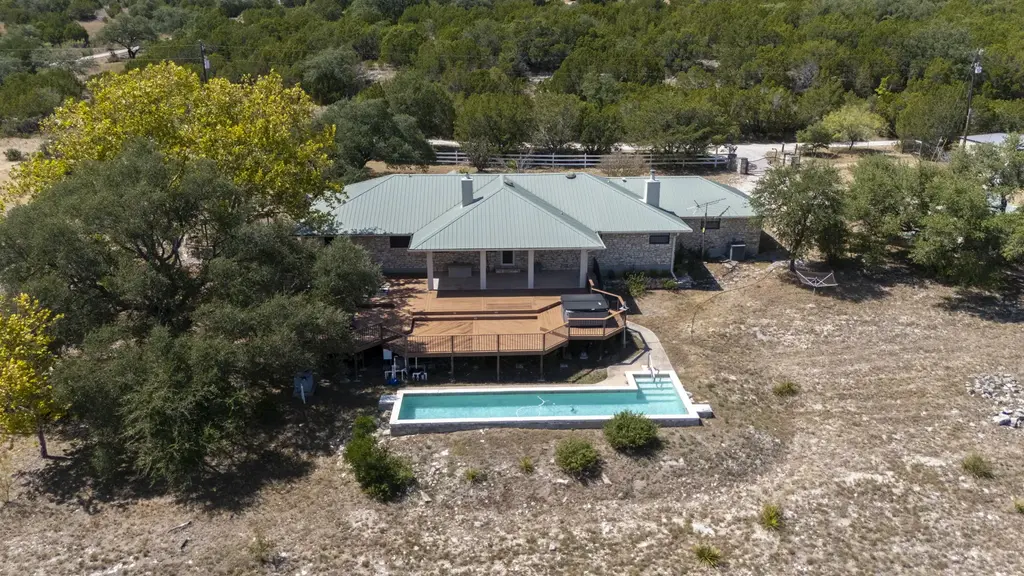 26633 Post Oak Bend Loop, Marble Falls