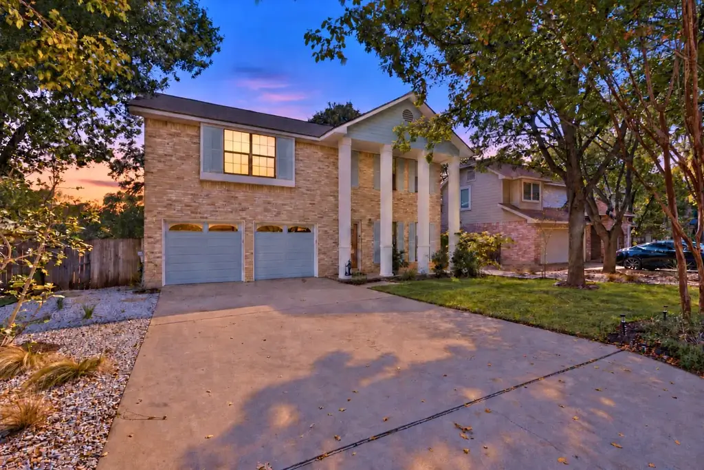 8103 Doe Meadow Dr, Austin