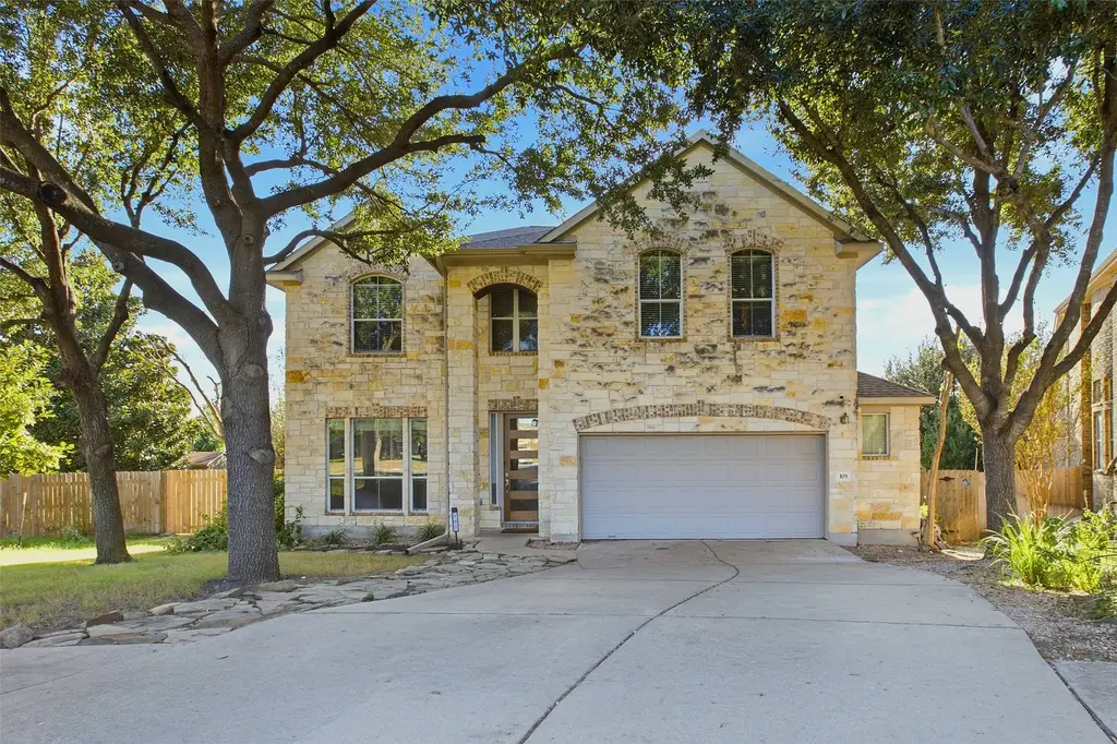 103 Paul Azinger Dr, Round Rock