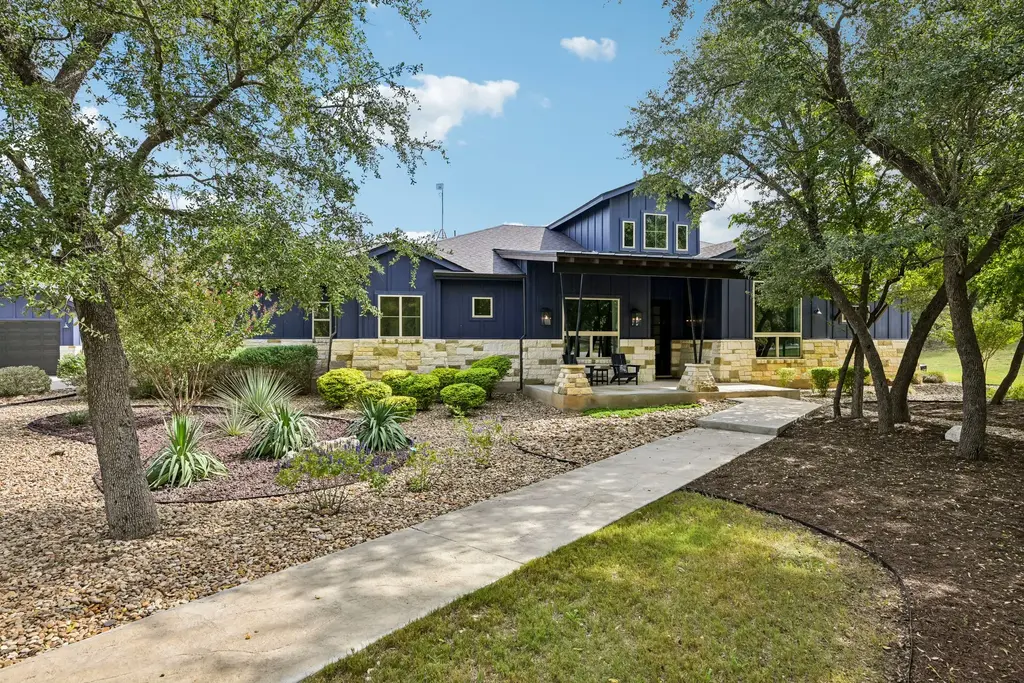 540 Oak Point Ct, Liberty Hill