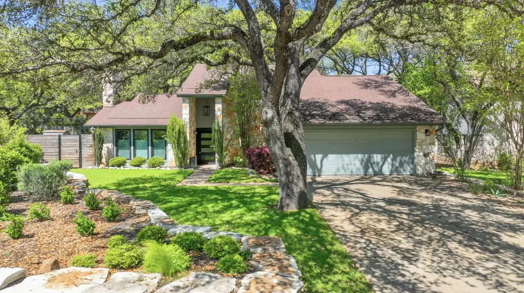 6206 Bend Of The River Dr, Austin