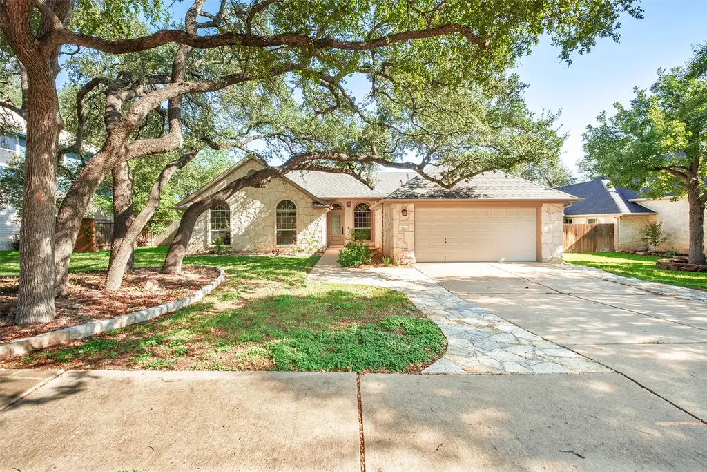 713 Dogwood Trl, Cedar Park