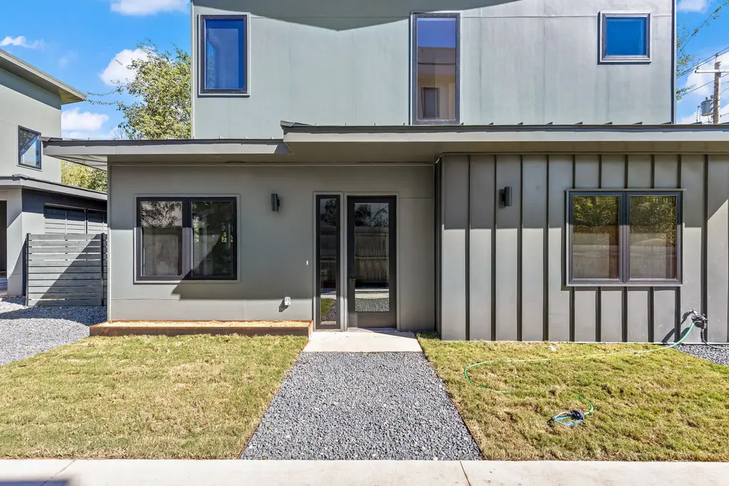 4412 S 1st St 1, Austin