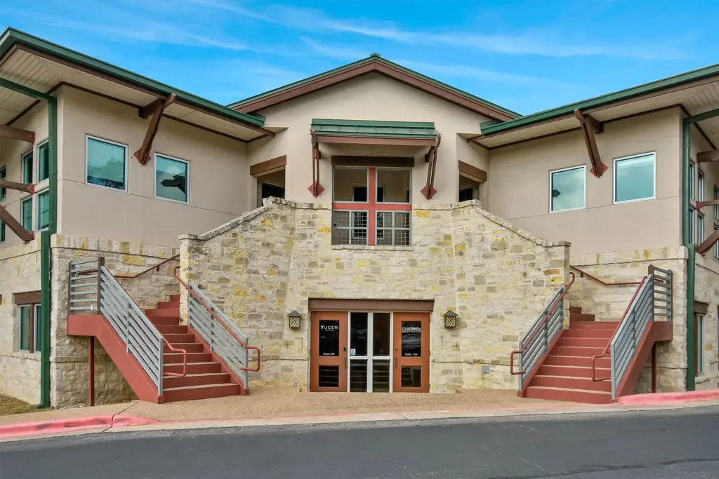 3821 Juniper Trce 104, Austin