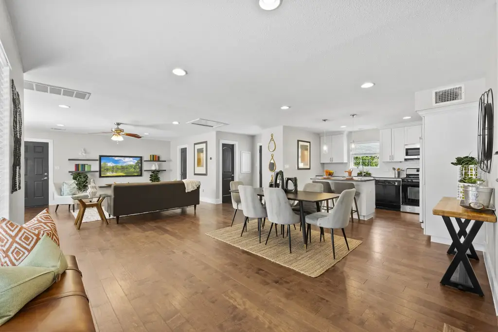 3001 Maplelawn Cir, Austin